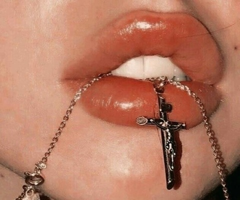 OnlyFans हेडर चित्र emzzb