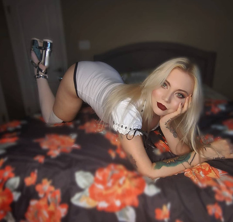 OnlyFans Header Bild esensually_yours