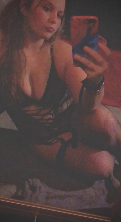 오직 팬들만 볼 수 있는 everythingfine의 헤더 사진