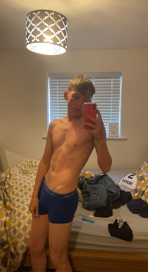 OnlyFans header picture ewanwatt