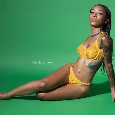 Image d'en-tête OnlyFans foevvaaajadaed