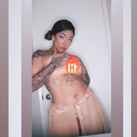 Снимка на заглавието на OnlyFans foreiiignnn3