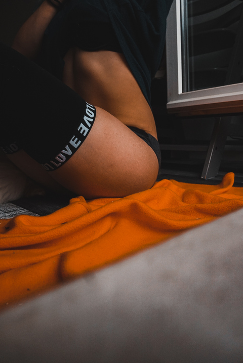 오직 팬들만 볼 수 있는 galaxienwolf의 헤더 사진