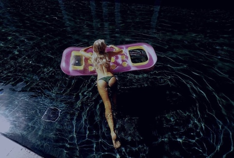 Imagen de encabezado de OnlyFans de germany1