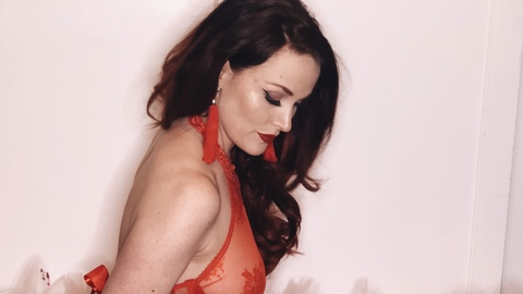 OnlyFansのヘッダー画像 gingerwatson