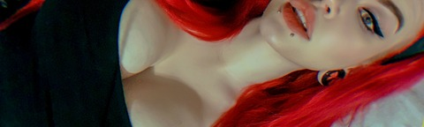 OnlyFansのヘッダー画像 goth_vs_emo