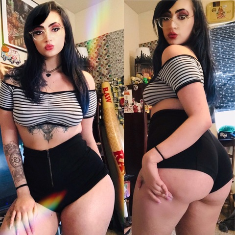 OnlyFans header picture gothmommybarbbie