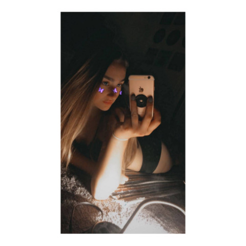 오직 팬들만 볼 수 있는 hayynicoleexo의 헤더 사진