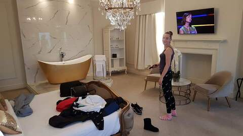 오직 팬들만 볼 수 있는 haze_uk의 헤더 사진