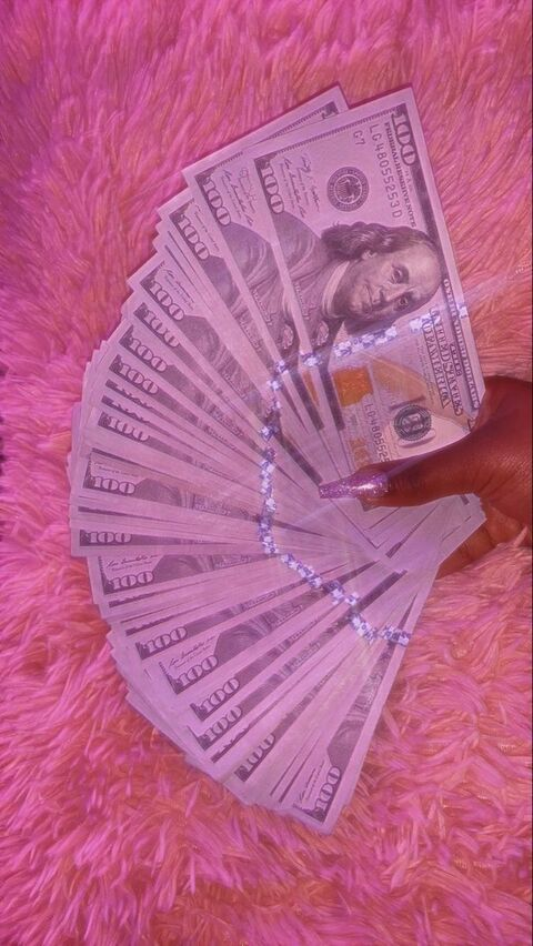 Gambar header OnlyFans hennessy220