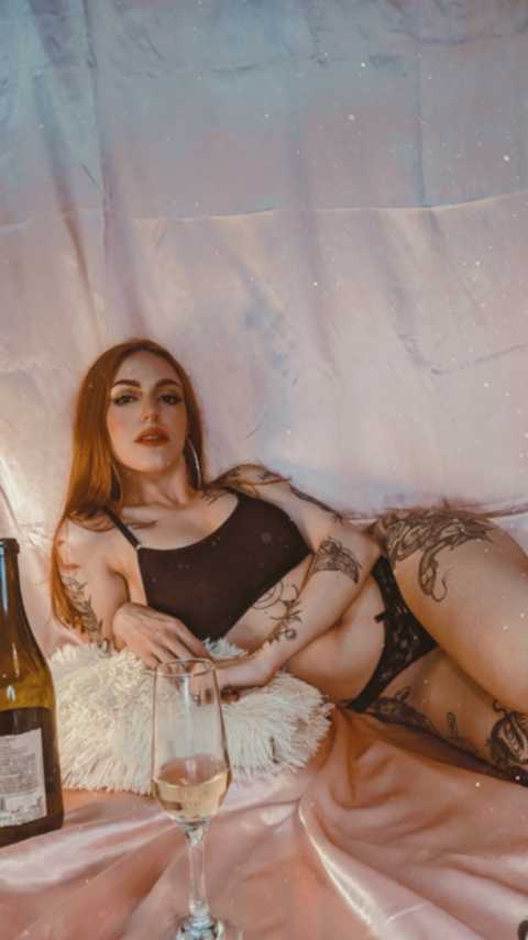 OnlyFans Header Bild holycatarina