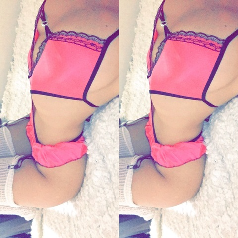 오직 팬들만 볼 수 있는 honeyboobx의 헤더 사진