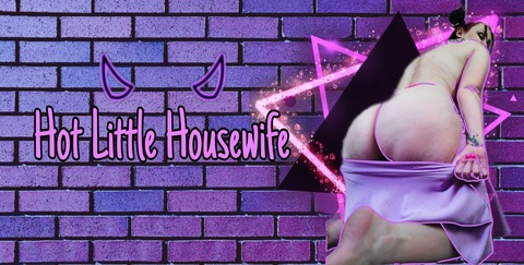 Снимка на заглавието на OnlyFans hotlittlehousewife