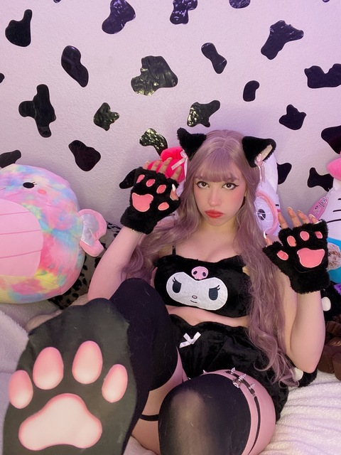 오직 팬들만 볼 수 있는 iamallexm의 헤더 사진