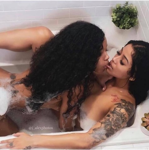 Снимка на заглавието на OnlyFans iamvanityxxx
