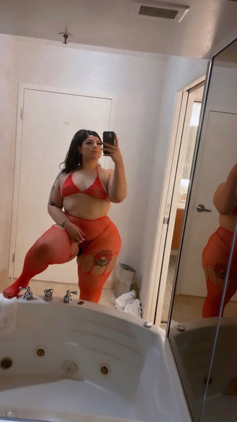 OnlyFans हेडर चित्र iamyummyyams