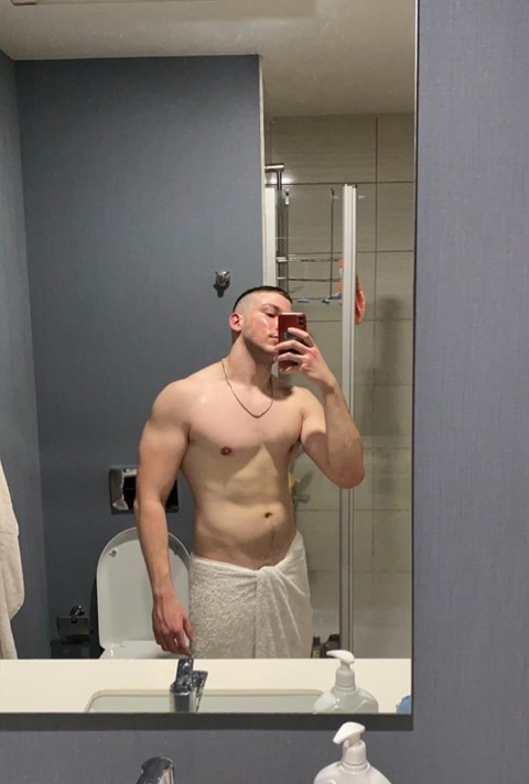 صورة رأس OnlyFans idkmaybw