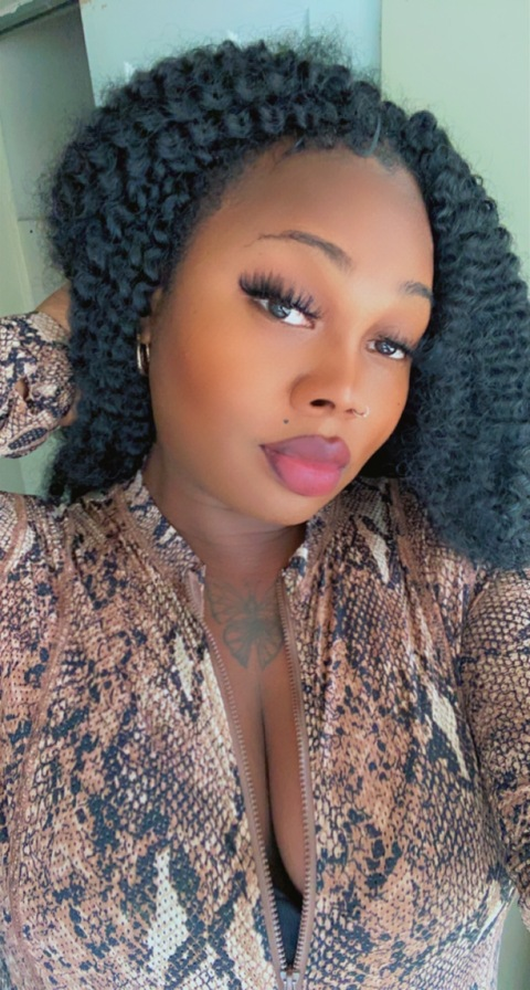 오직 팬들만 볼 수 있는 iimbeauty의 헤더 사진