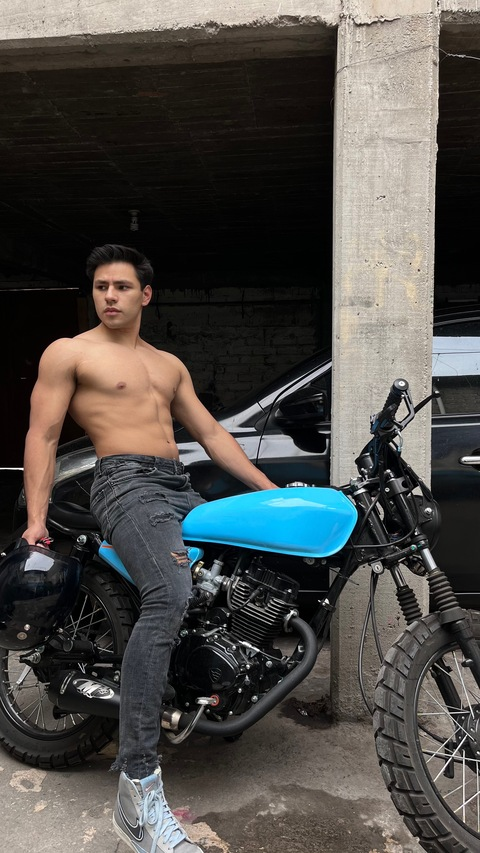 Image d'en-tête OnlyFans ikerllaguno
