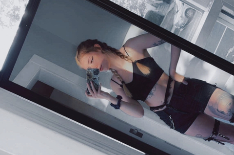 Image d'en-tête OnlyFans imbeccalynn