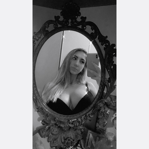 Снимка на заглавието на OnlyFans irifit9898