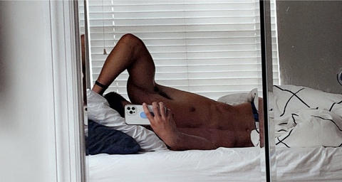 Obraz w nagłówku OnlyFans jacobsavagee