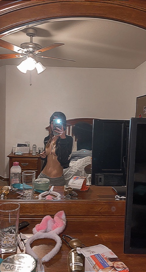 오직 팬들만 볼 수 있는 jc197의 헤더 사진