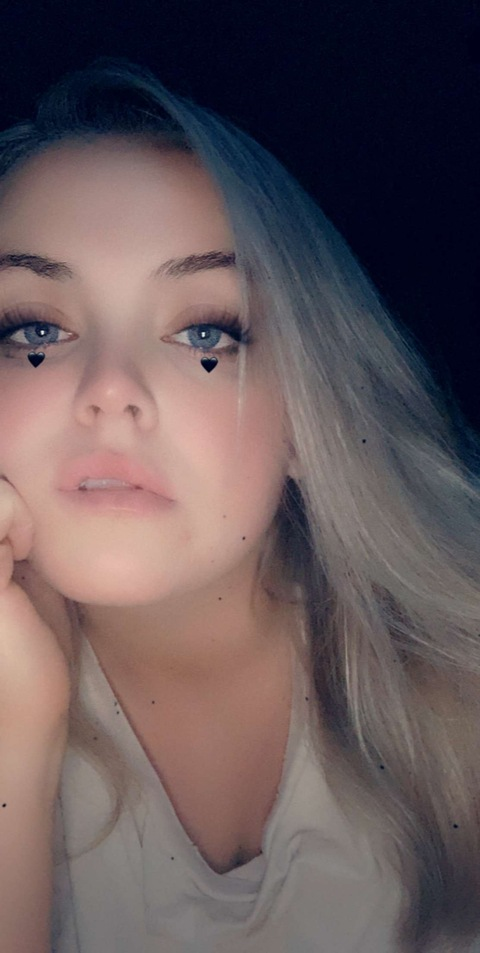 Картинка шапки OnlyFans jessiiraee