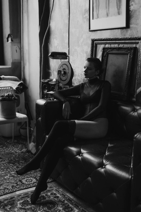 OnlyFansのヘッダー画像 jinadaisy_free