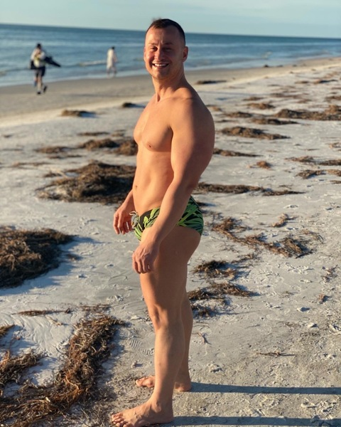 OnlyFans हेडर चित्र juicymusclebottom