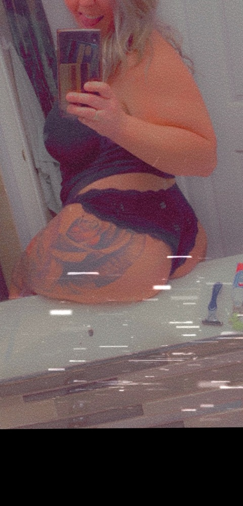 OnlyFans header picture kandii_1389