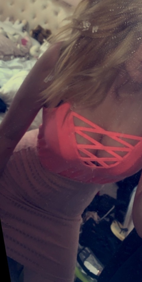 Gambar header OnlyFans kaylsmegsx