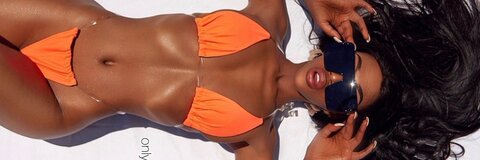 OnlyFans हेडर चित्र keitu_barbie