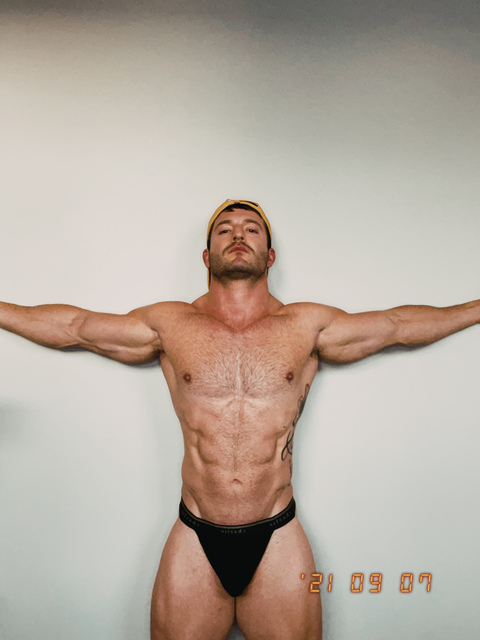 Картинка шапки OnlyFans kenclarkefitness