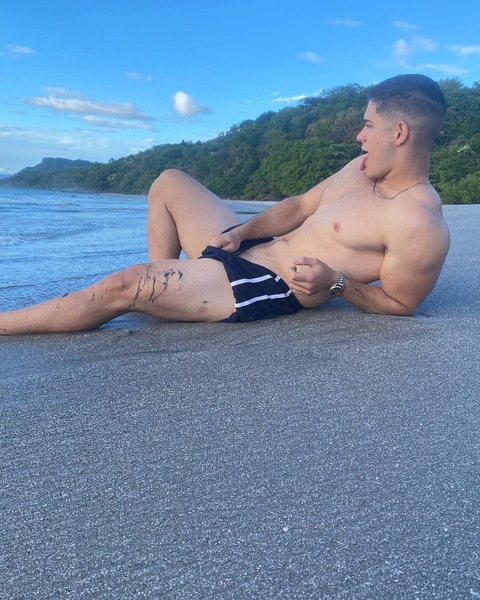 오직 팬들만 볼 수 있는 keylor_fit의 헤더 사진