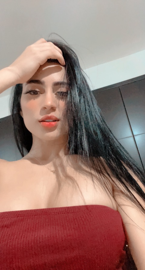 Imagen de encabezado de OnlyFans de kgbbie