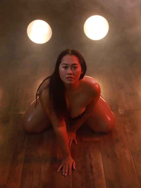 Картинка шапки OnlyFans khmaibabe