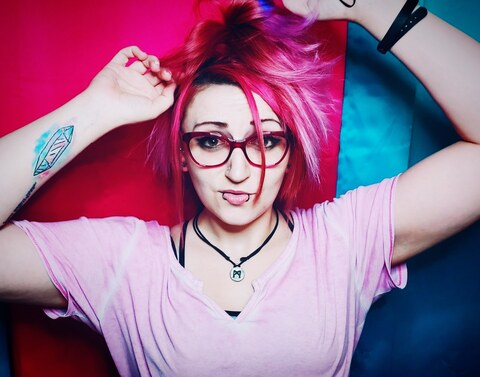 Gambar header OnlyFans kylielaree