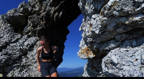 오직 팬들만 볼 수 있는 lanarhoadesjunior의 헤더 사진