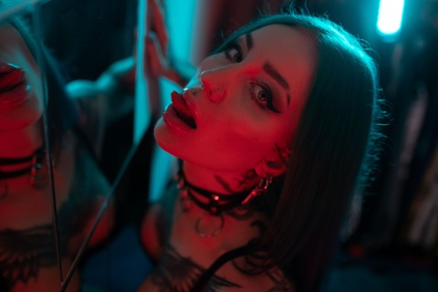 OnlyFans header picture lea.skye.hawk