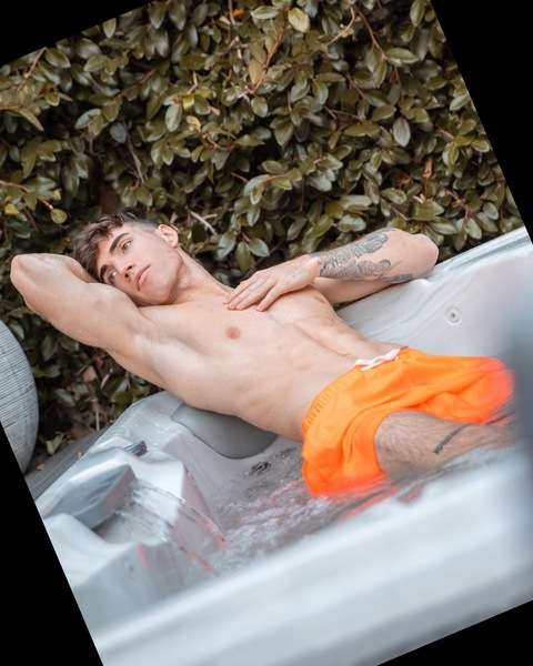 OnlyFans हेडर चित्र liam.asaw