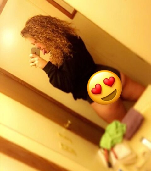 오직 팬들만 볼 수 있는 litassryan의 헤더 사진