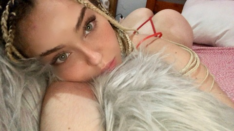 Картинка шапки OnlyFans lourdesazu