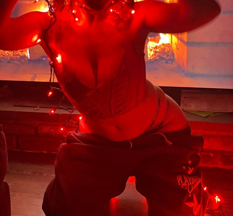 OnlyFansのヘッダー画像 luckyasaducky