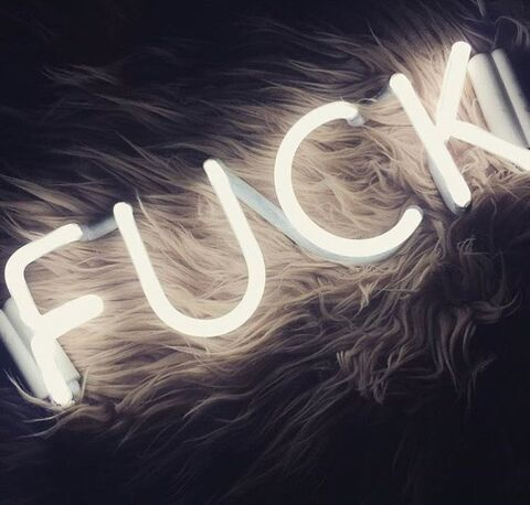 OnlyFansのヘッダー画像 luckycharm20