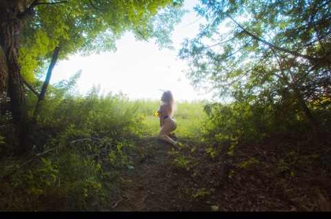 오직 팬들만 볼 수 있는 luna_havoc의 헤더 사진