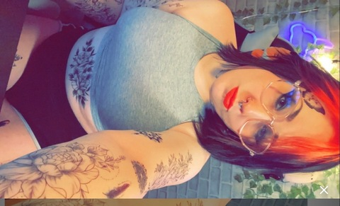 Obraz w nagłówku OnlyFans lunaeclipse33