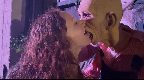 OnlyFansのヘッダー画像 madalynnmoon