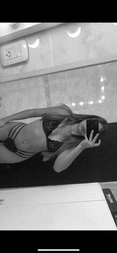 오직 팬들만 볼 수 있는 maguio의 헤더 사진