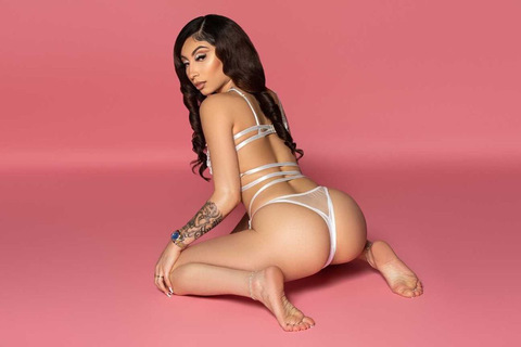 OnlyFans header picture mariaaa13